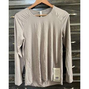 Lululemon open back athletic top